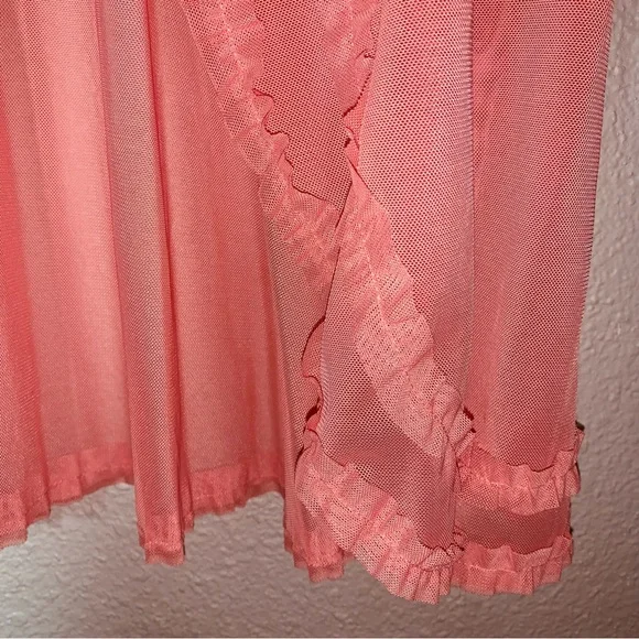 Lingerie set Sz M coral black accents lace trim reversible straps push-up bra